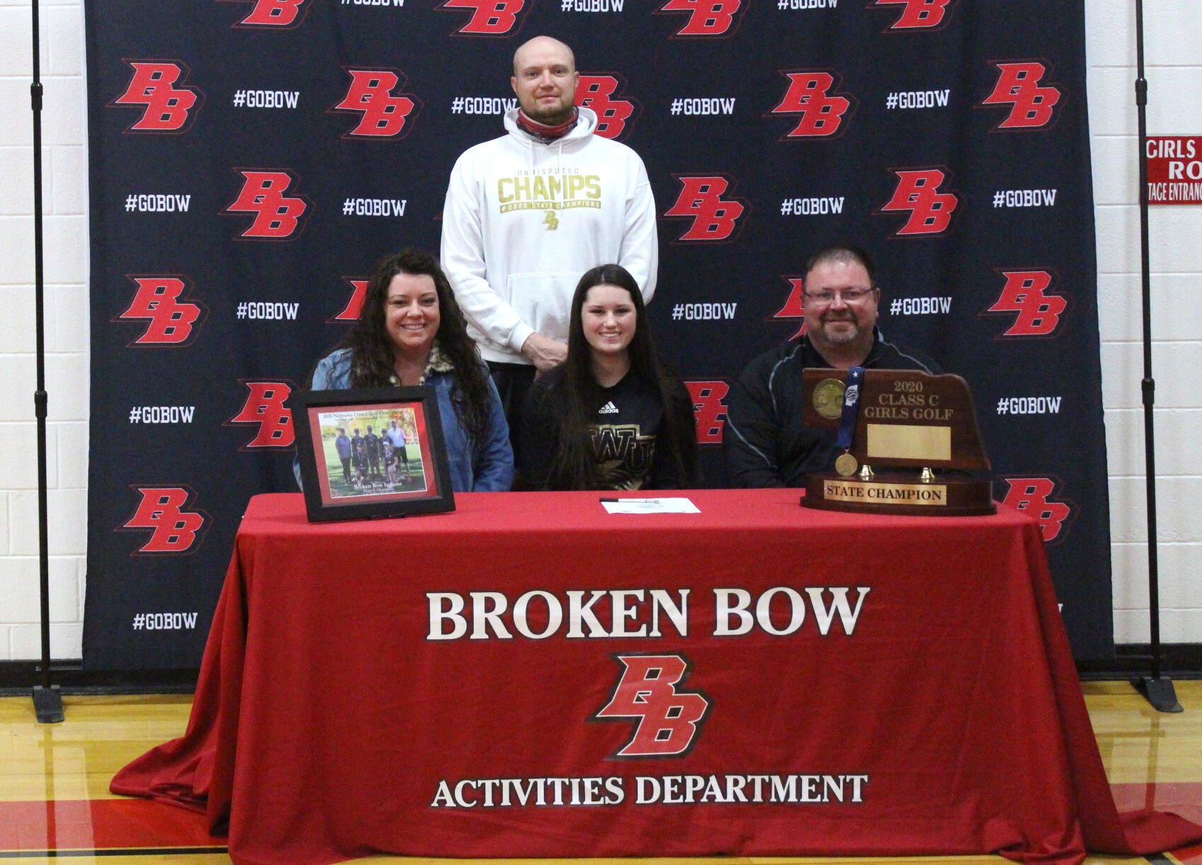 Madison Jackson Signing